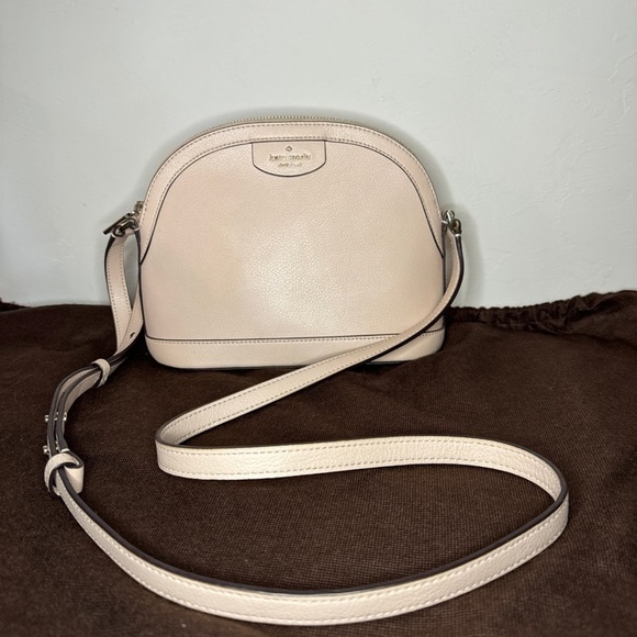 Authentic Kate Spade Sylvia Dome Crossbody - Picture 3 of 10